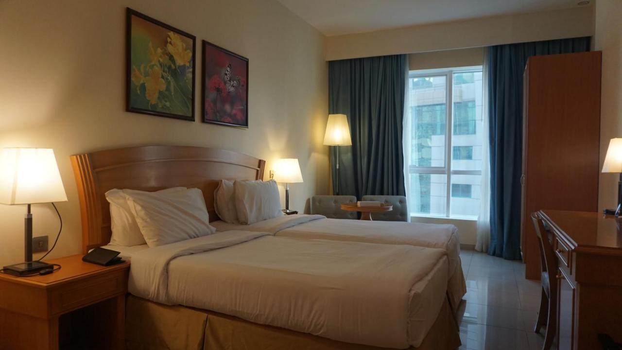 Golden Tulip Sharjah Aparthotel Eksteriør bilde
