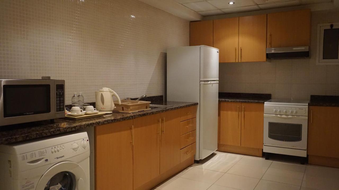 Golden Tulip Sharjah Aparthotel Eksteriør bilde